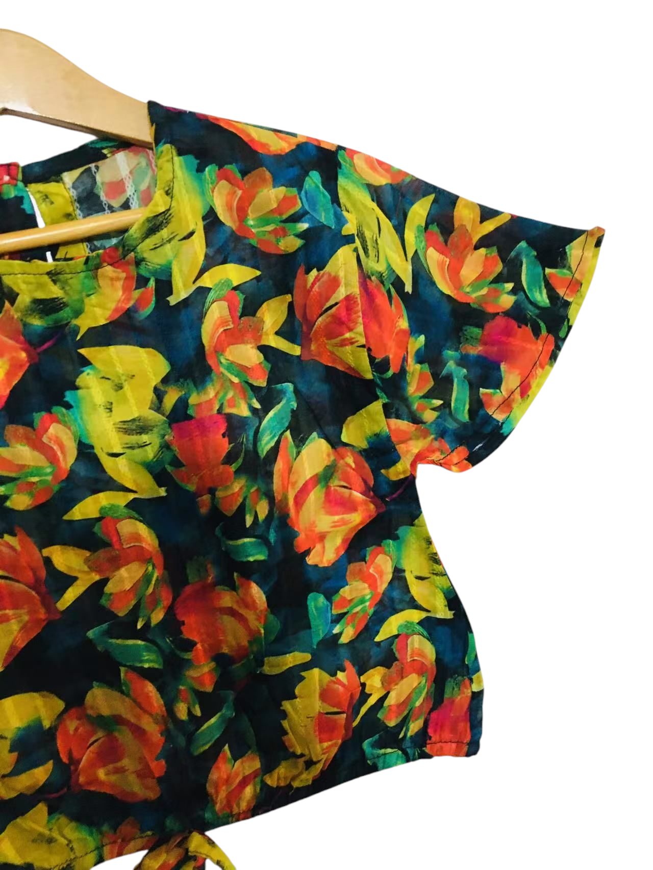 Multicolor Stylized Flowers Skate Fish Girls 244