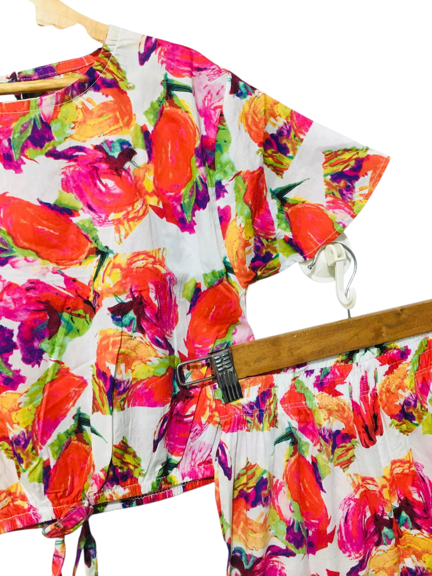 Red Floral Abstract Print Skate Fish Girls 402