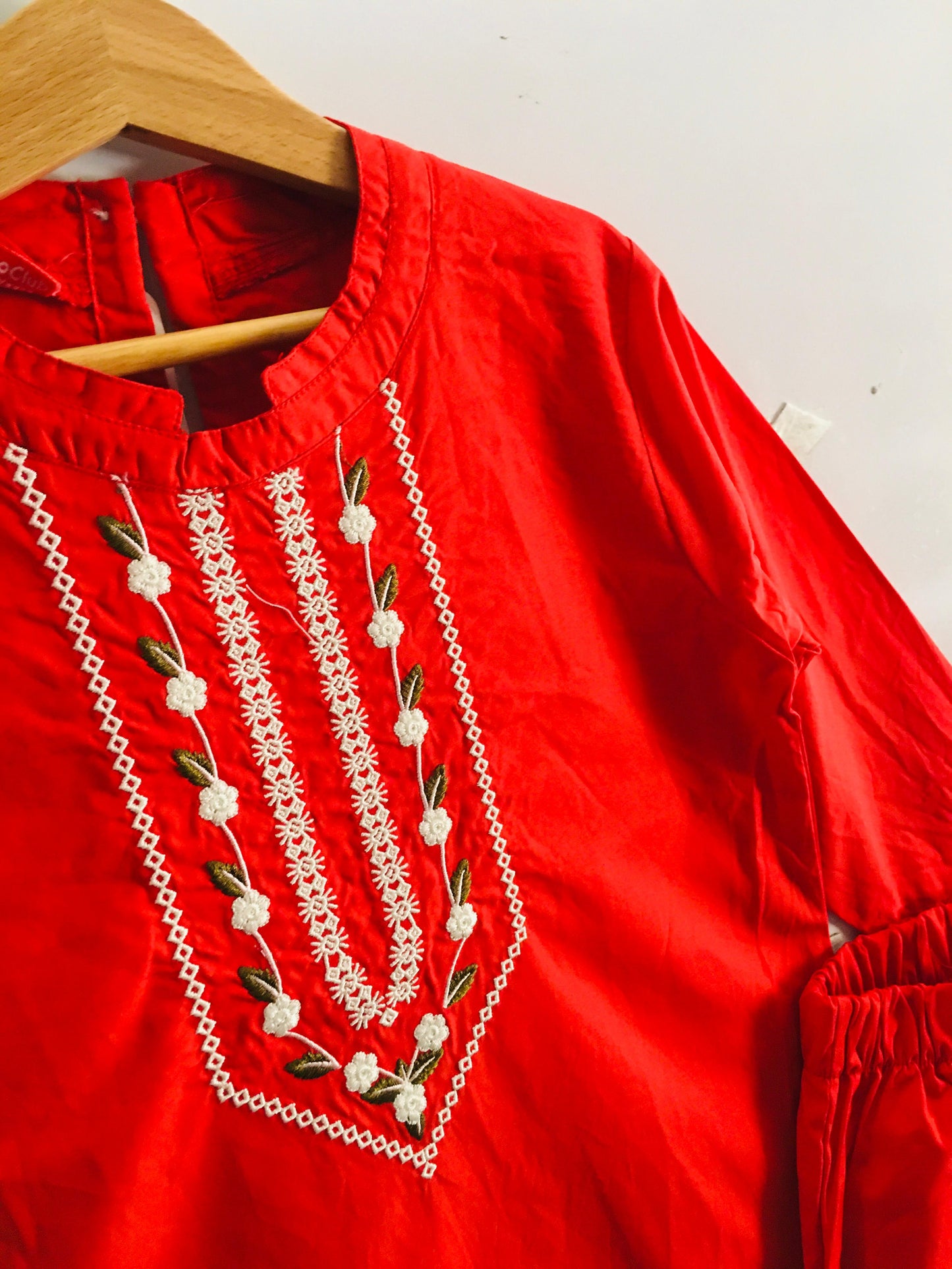Embroidery Red Girls Suit 238