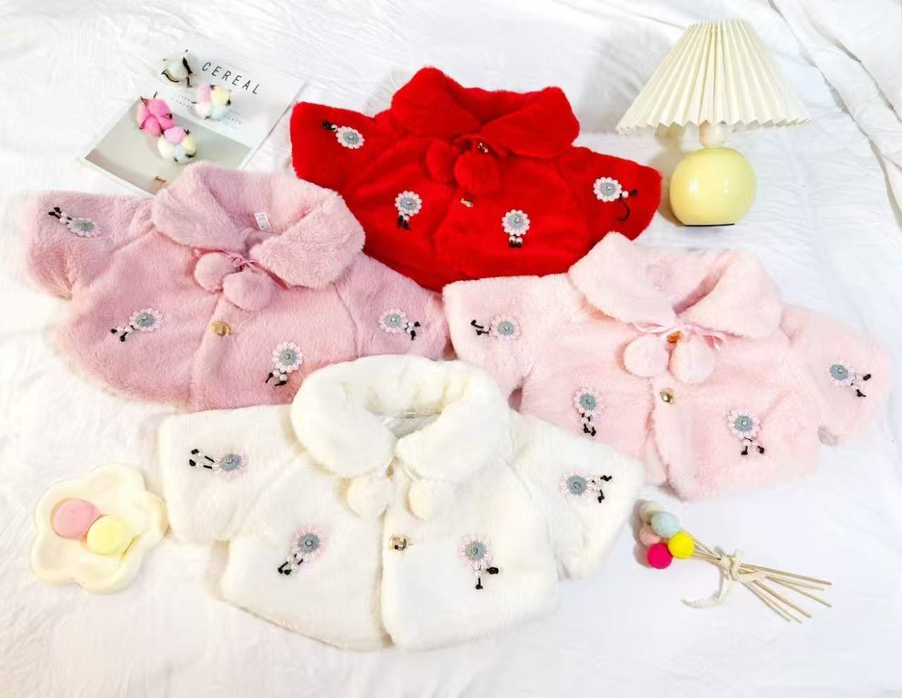 Fluffy Winter Cape for Baby Girls – 3D Flowers 236
