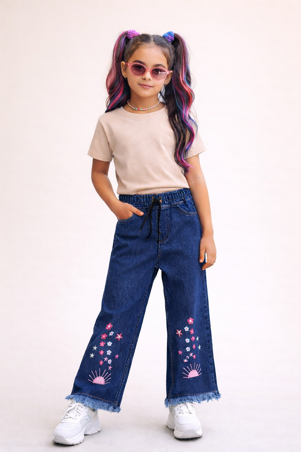 Floral & Sun Embroidered Frayed Hem Jeans D Blue 120