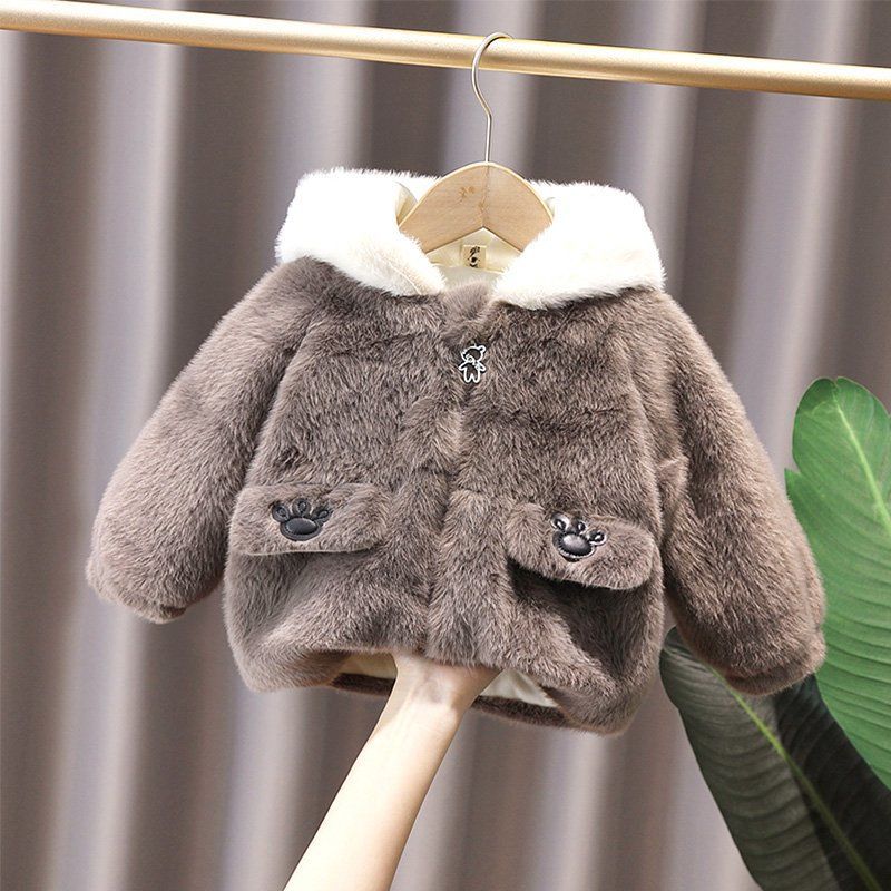 π» Cozy Plush Animal Hoodie for Kids - Brown