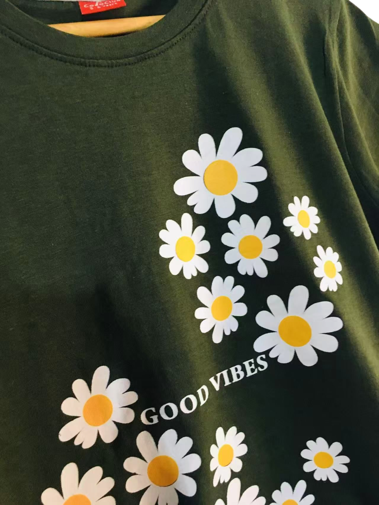 White Flowers Green T-Shirt Girls 243