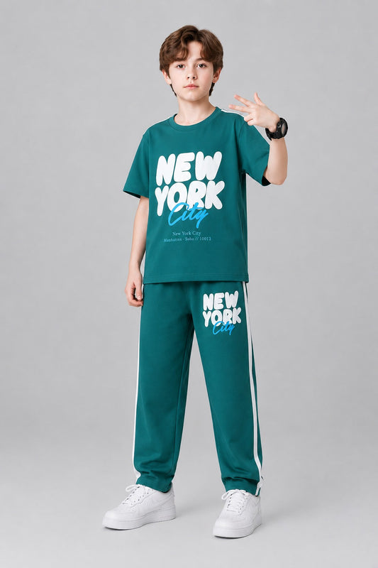 White [New York ] Printed  Green T-Shirt &Trousers Boys