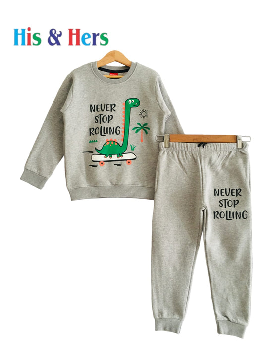 Never Stop Rolling  GrayTracksuit Boys (001)