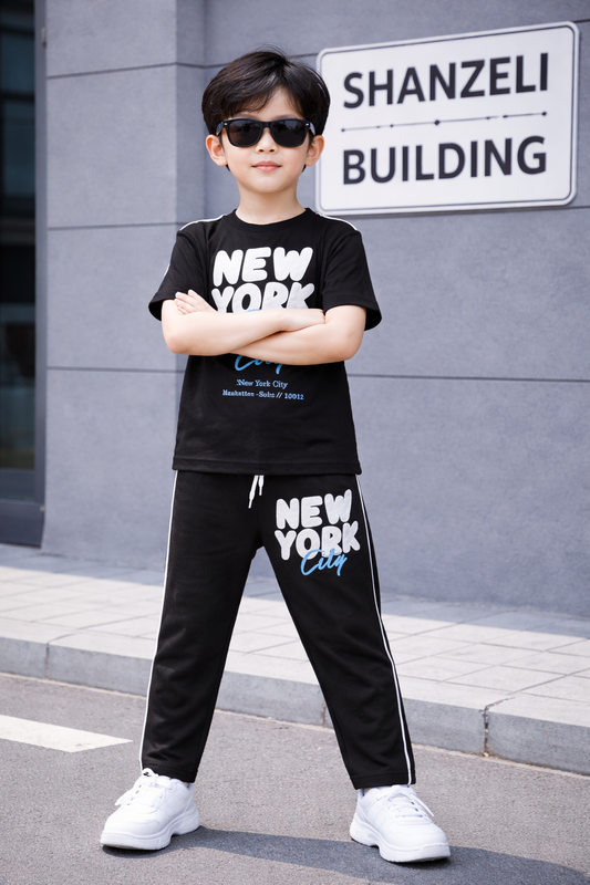 White [New York ] Printed Black T-Shirt &Trousers Boys 252