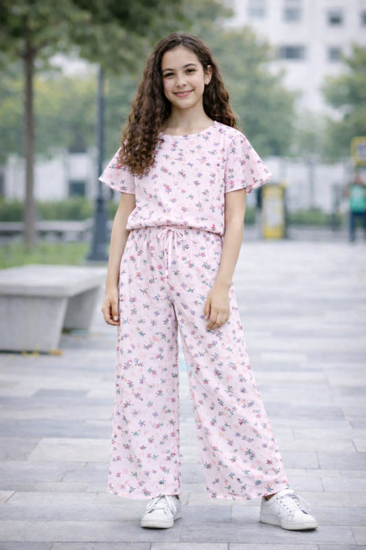 Pink floral girls co-ord set with short sleeve top and matching wide-leg pants, Pakistan
