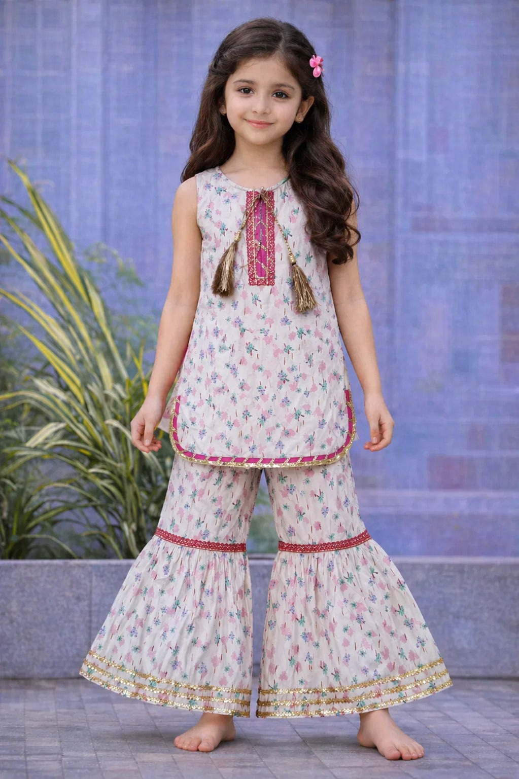 Girls floral cotton kurti set with flared gharara pants,kids outfit Pakistan.