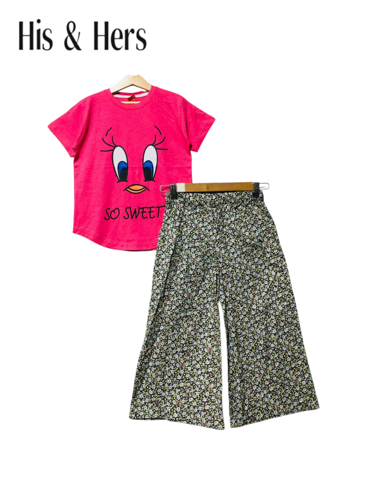 Girls pink cotton graphic t-shirt black floral pants co-ord set Pakistan kids outfit