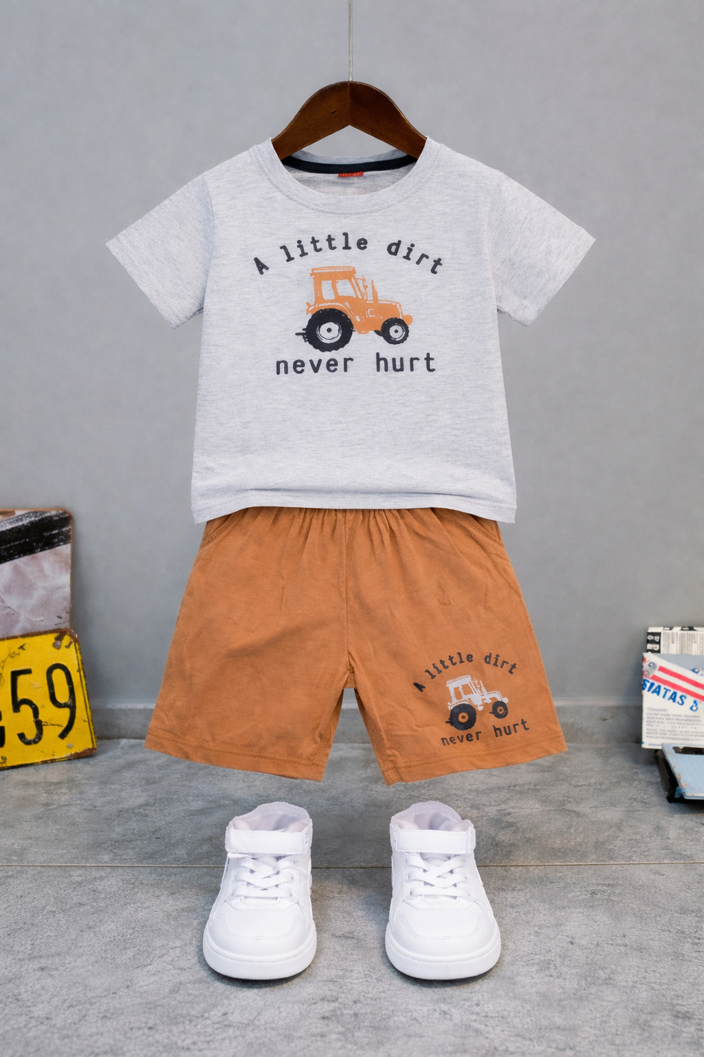 Truck Print Oatmeal T-Shirt Nicker Suit 508