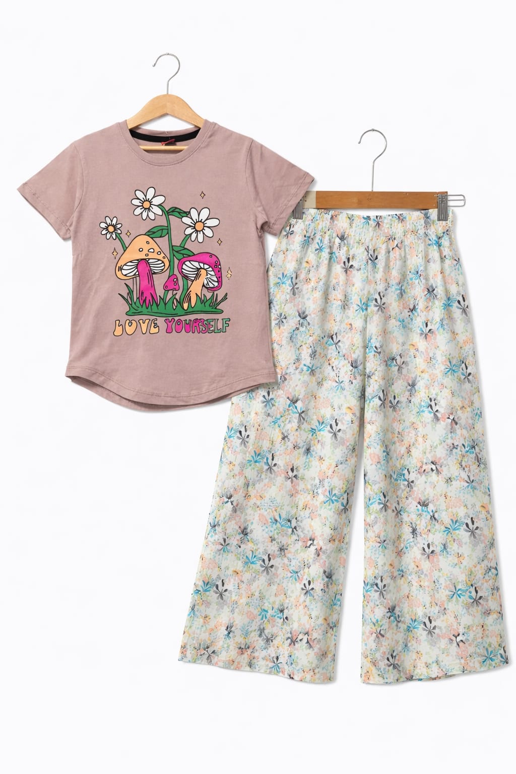 Multi Flowers Mauve T-Shirt & Cotton Flapper 231