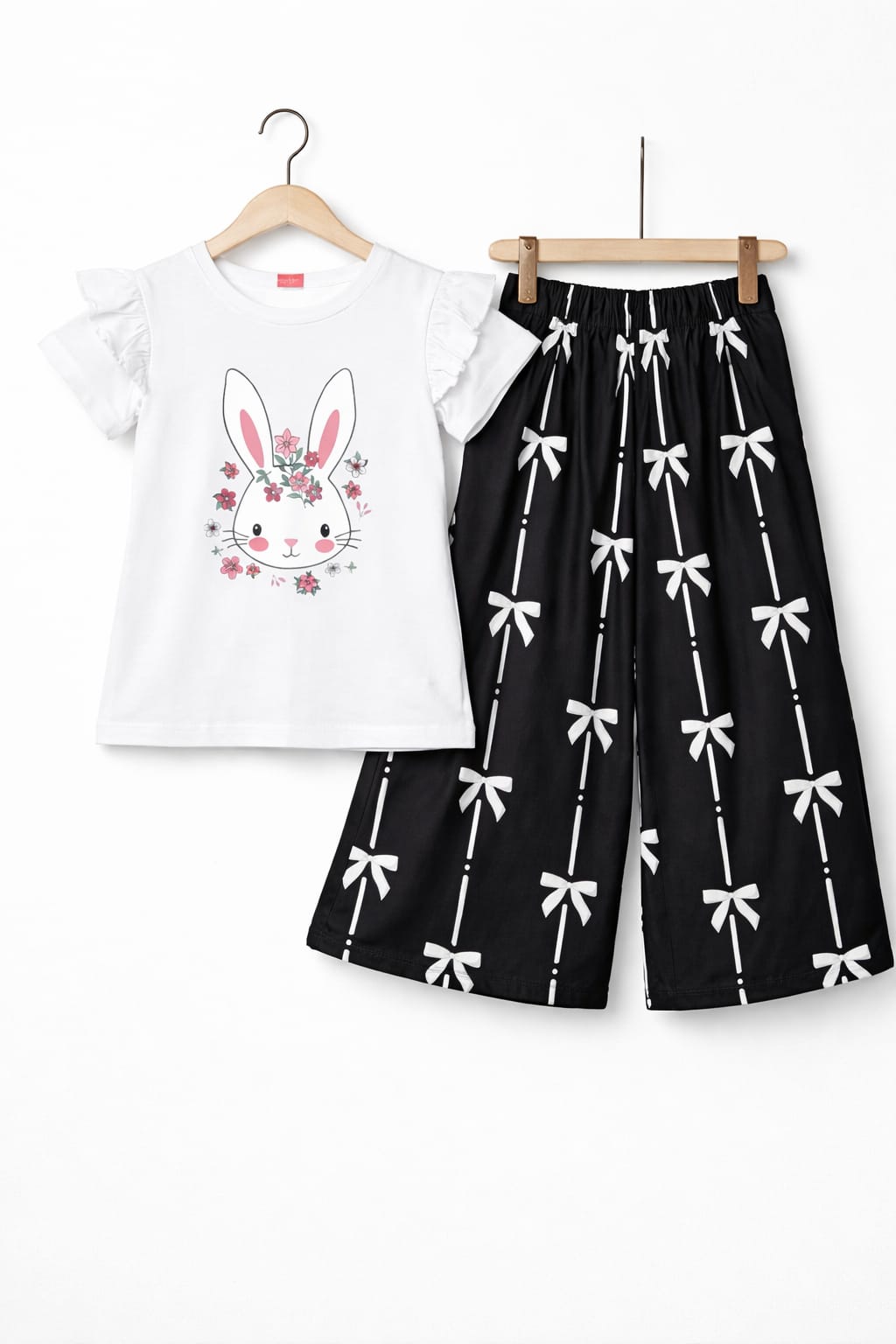 White Rabbit Printed White T-shirt Trousers  503