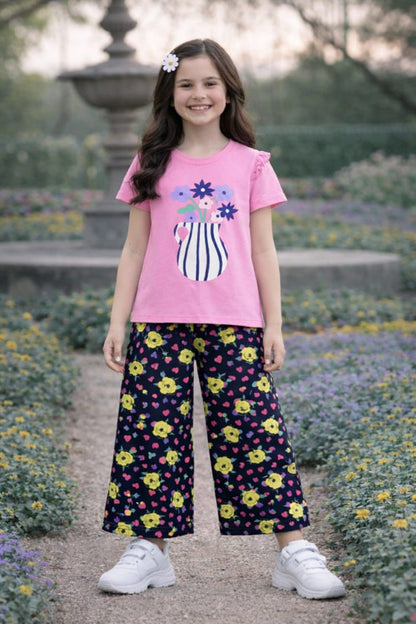 Blue Purple Flowers with Vase Printed Pink T-shirt Trousers 510