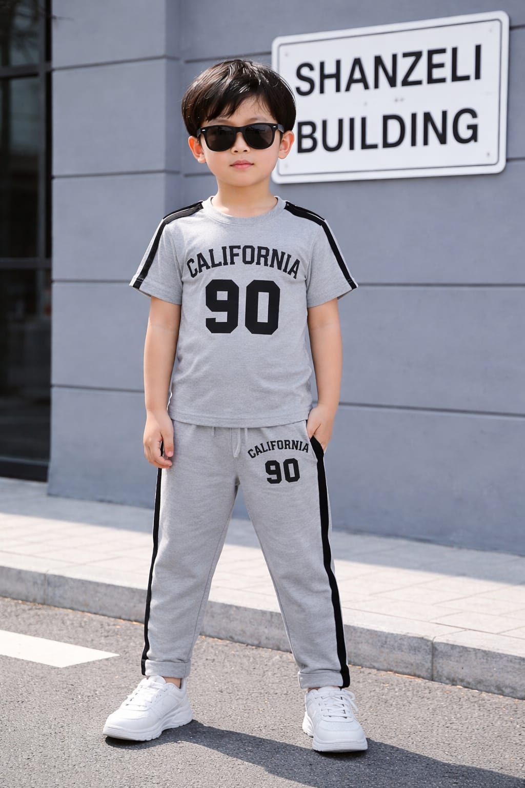 California Printed Grey  T-Shirt &Trousers Boys 528