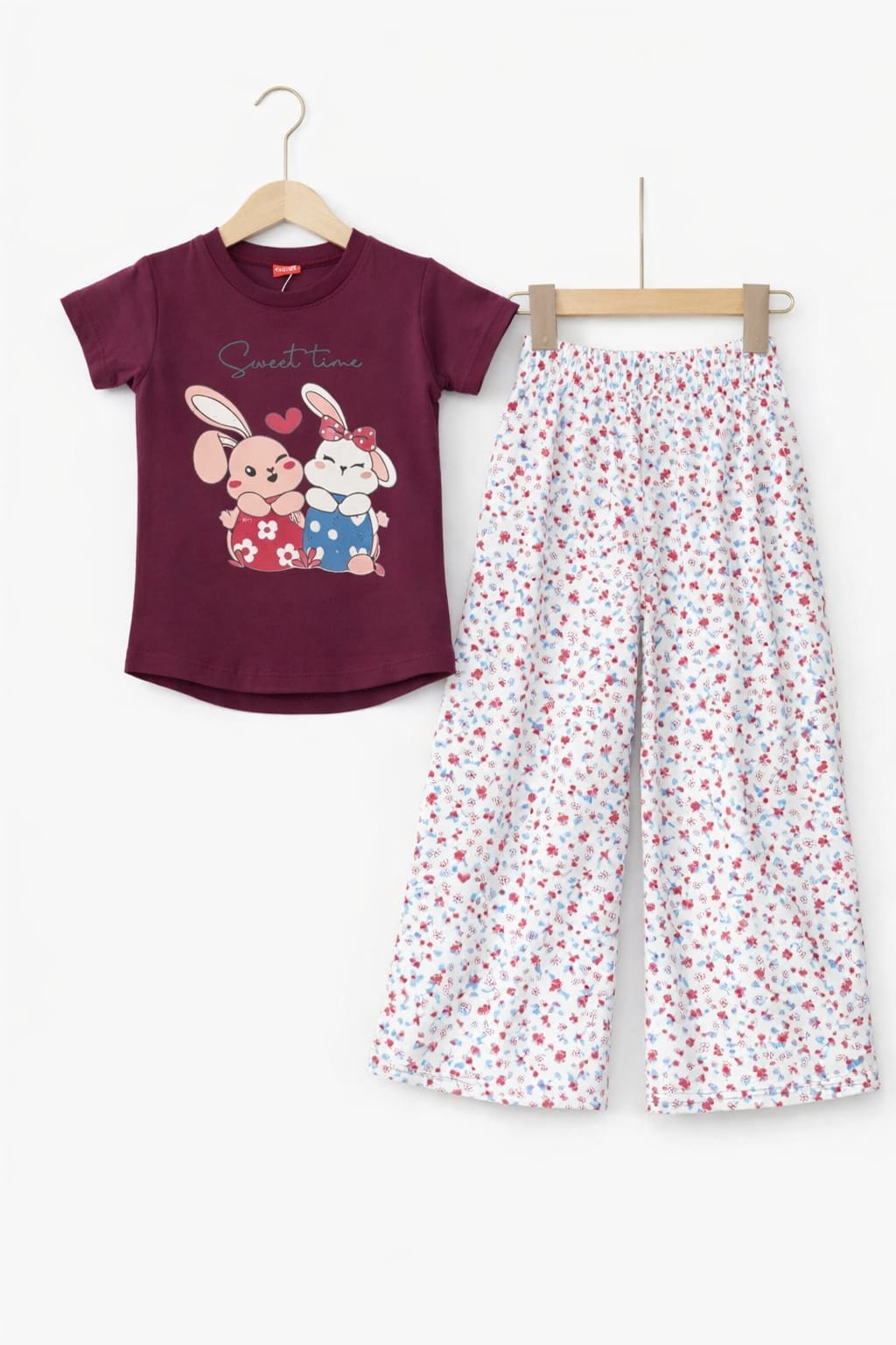 Sweet Bunny Printed Maroon  Girls T shirt &Cotton Flapper 275