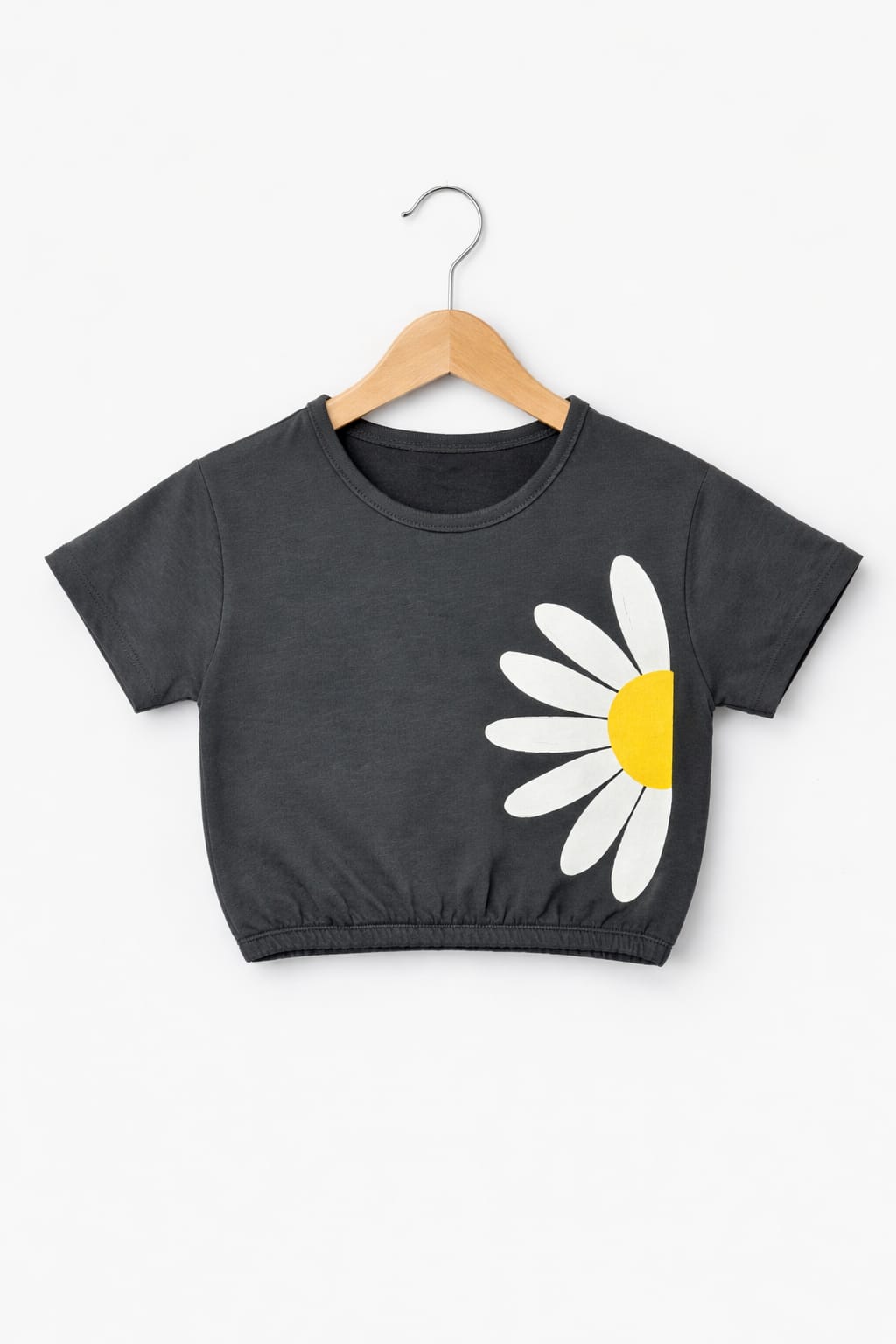 Girls dark grey cotton crop top with oversized white daisy flower print, casual summer  t-shirt Paki
tan Outfit