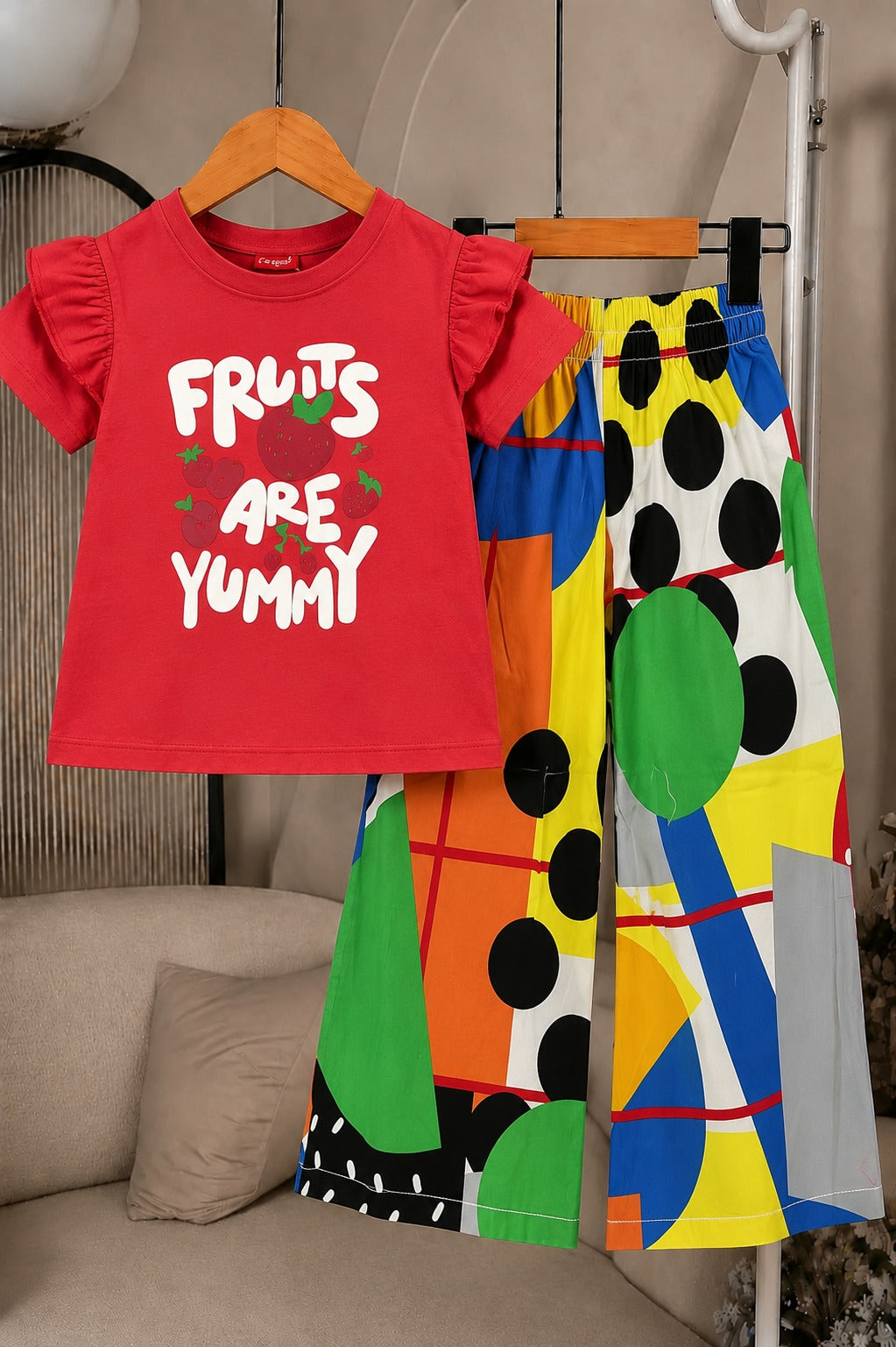 [Fruits Are  Yummy] Printed Red  T-shirt & Cotton Flapper