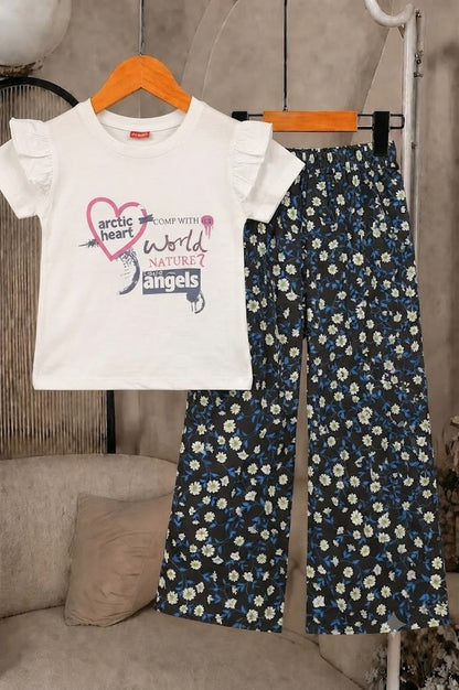 Heart Printed White  T-shirt & Cotton Flapper