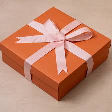Free Gift on Orders above Rs.8000