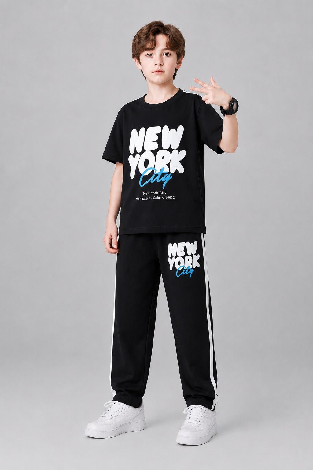 White [New York ] Printed Black T-Shirt &Trousers Boys 710
