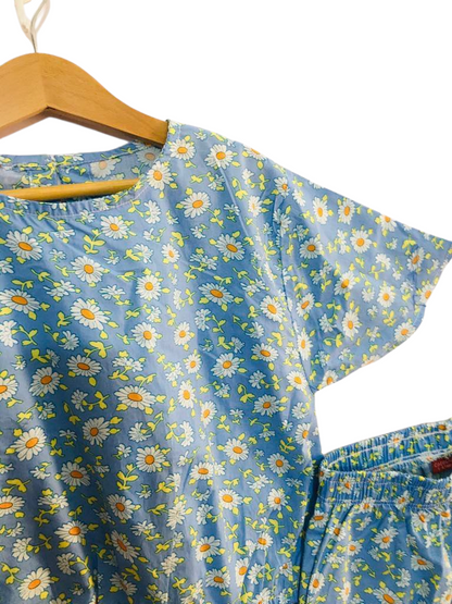Orange Daisies Allover Print Blue Skate Fish Girls 228
