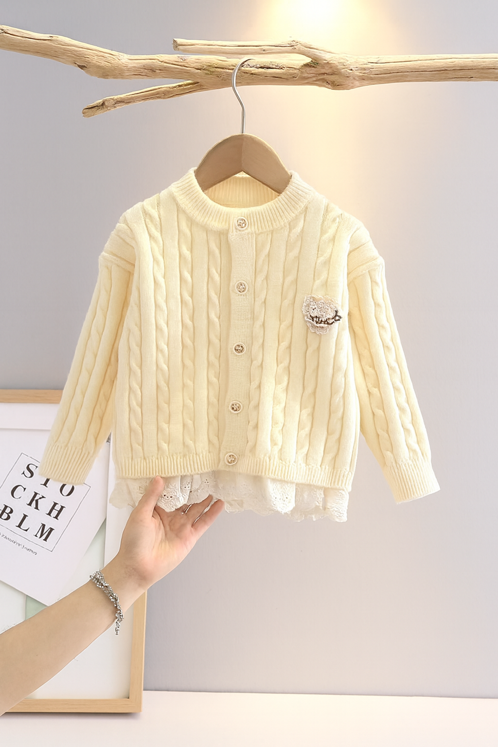 ✨ Cream Cable Knit Cardigan with Lace Hem for Girls ✨