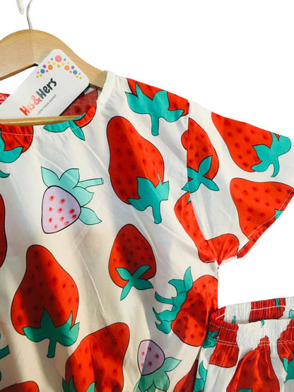 Strawberries Allover Print Skate Fish Girls 246
