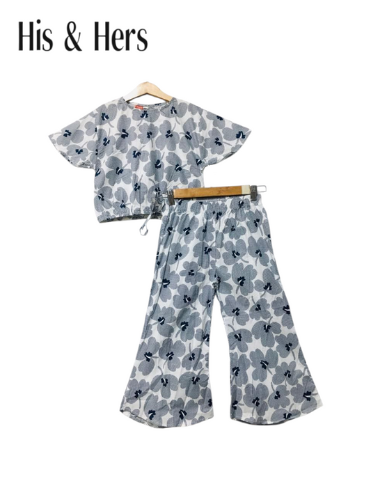 Navy Leaves All Over Print White Skate Fish Girls 404