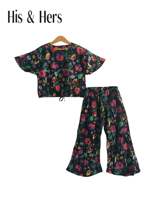 Pink Flowers Allover Print Black Skate Fish Girls