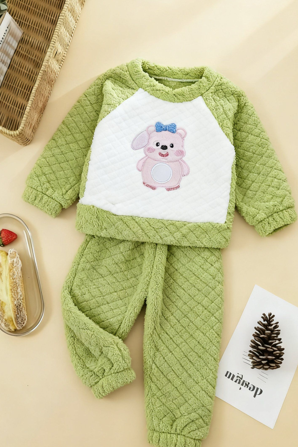 Girls’ Warm Coral Fleece Teddy Night Suit - Green