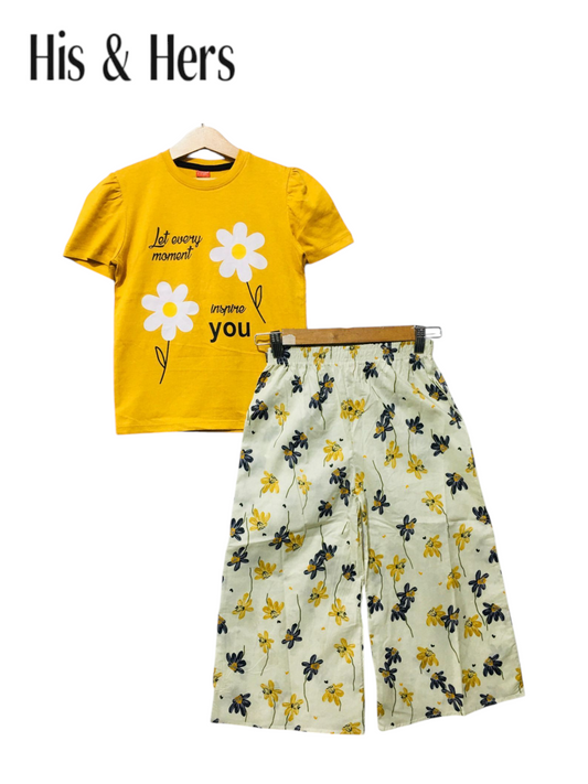 Two White Flowers Mustard Yellow T-Shirt &Cotton Flapper 202
