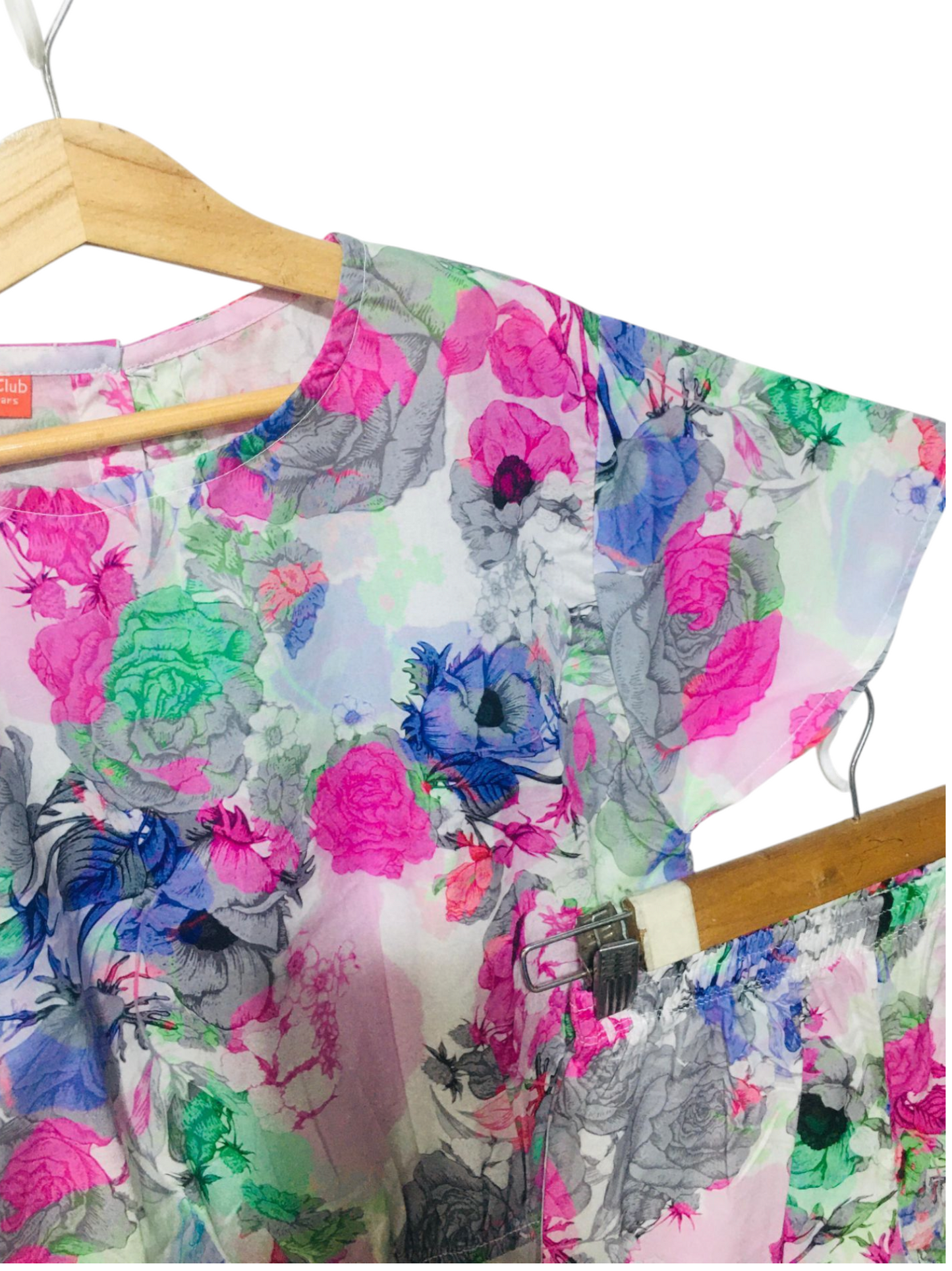 Pink Grey Flowers Print Skate Fish Girls 229