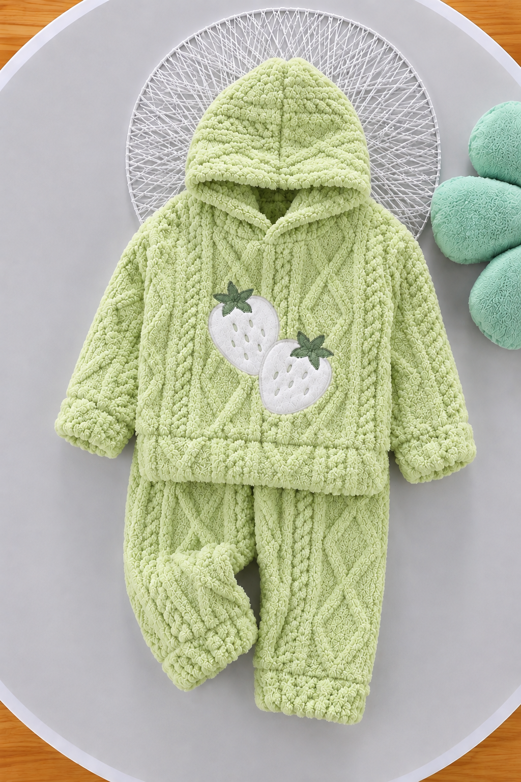 Green Strawberry Coral Fleece Winter Night Suit 135
